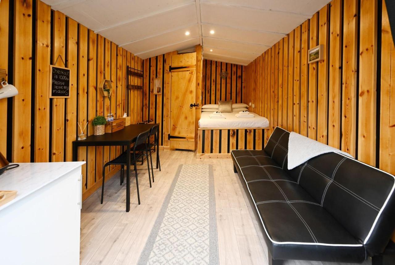Woodshed Pod Villa Fort William Ngoại thất bức ảnh